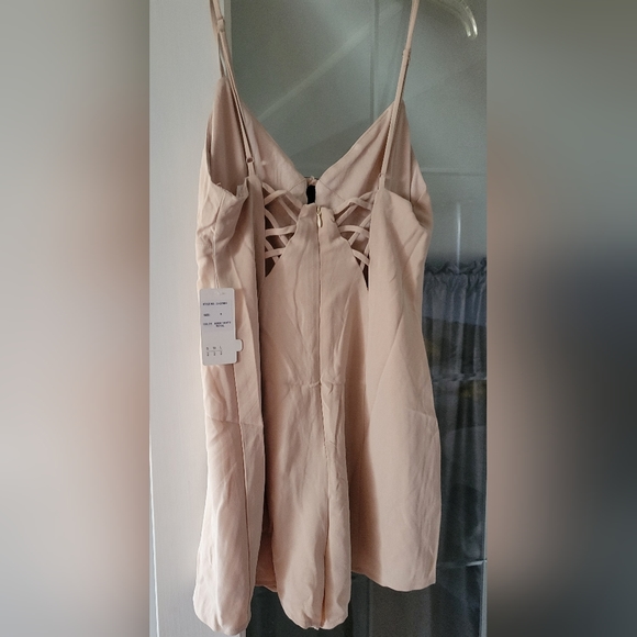 NWT Beige Romper - Picture 2 of 2